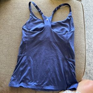 women’s small fabletics racer back tank top